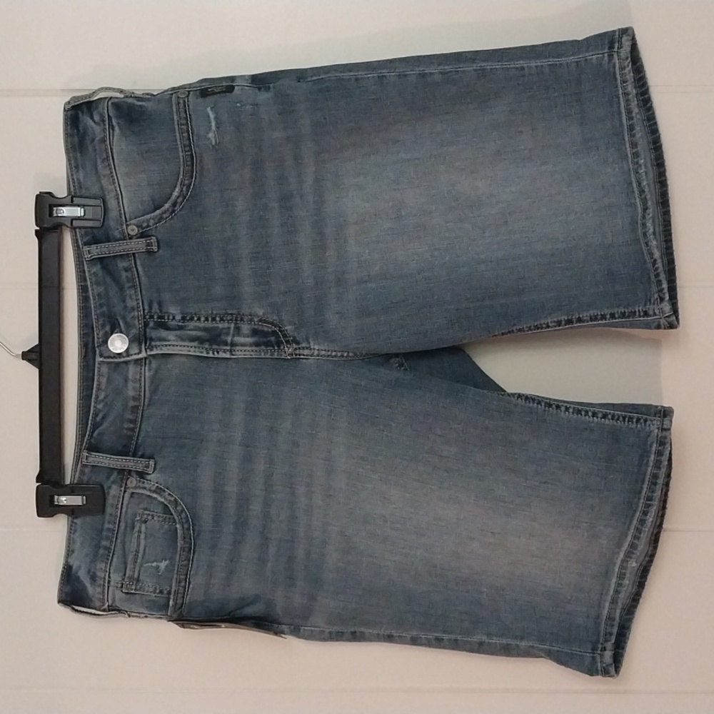 NWT Silver Elyse Bermuda Shorts Size 34